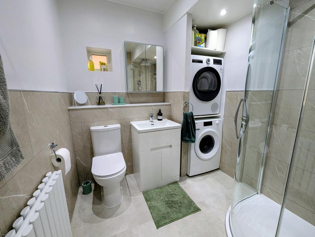 Utility/Bathroom