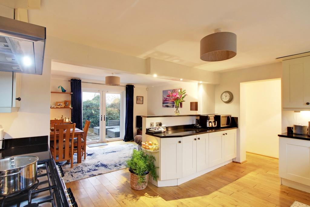 Kitchen - Dining Room - Snug