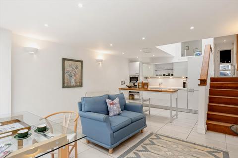 3 bedroom terraced house for sale, Imperial Mews, Southwood Lane, Cheltenham, Gloucestershire GL50