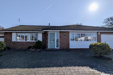 3 bedroom detached bungalow for sale, Greenwich Drive, Lytham