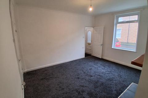 3 bedroom terraced house to rent, 6 Faraday Street, Ferryhill DL17