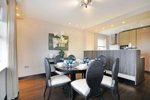 3 bedroom flat to rent, St. Johns Wood Park, St Johns Wood, London NW8