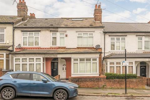 4 bedroom house to rent, Eastcombe Avenue, London SE7