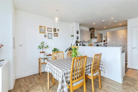 2 bedroom flat for sale, Crusade Way, ROCHESTER, Kent, ME2