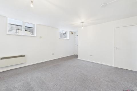 1 bedroom apartment to rent, Chelsea Court, Gloucester GL1