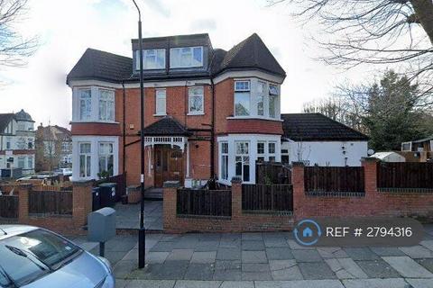 2 bedroom flat to rent, Conway Road, London, N14