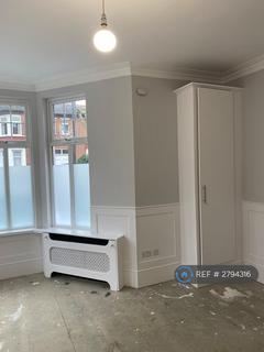 2 bedroom flat to rent, Conway Road, London, N14