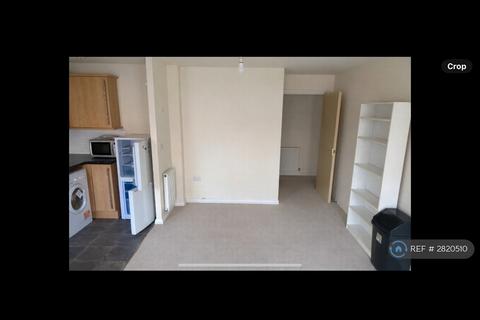 1 bedroom flat to rent, Thackhall St, Coventry, CV2