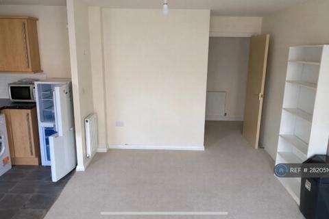 1 bedroom flat to rent, Thackhall St, Coventry, CV2