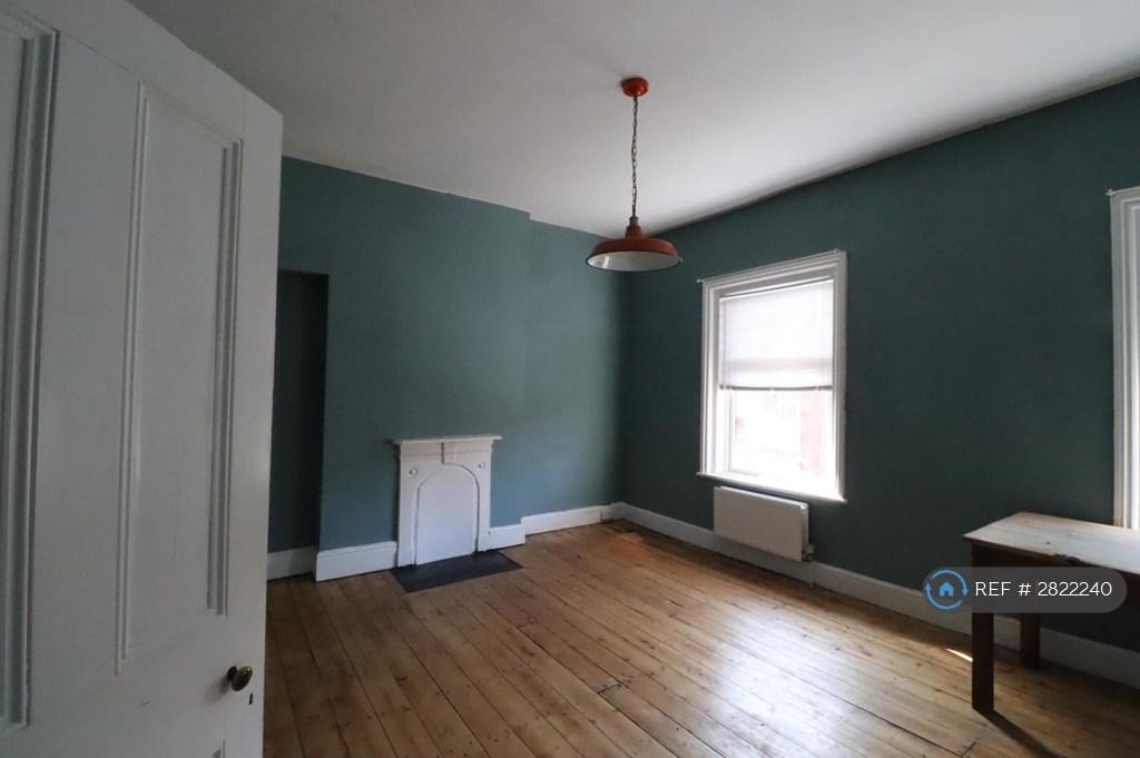 Master Bedroom 1