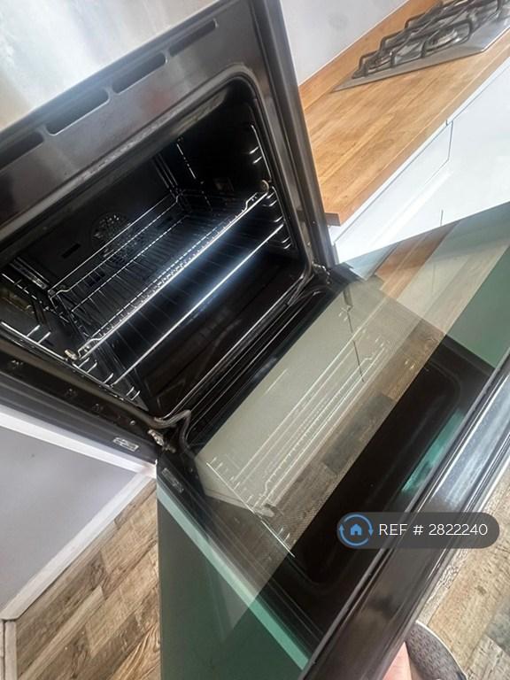 Oven