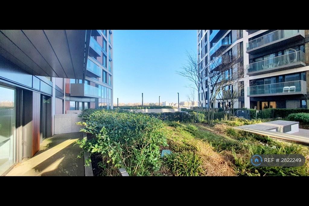 Terrace &amp; Communal Garden