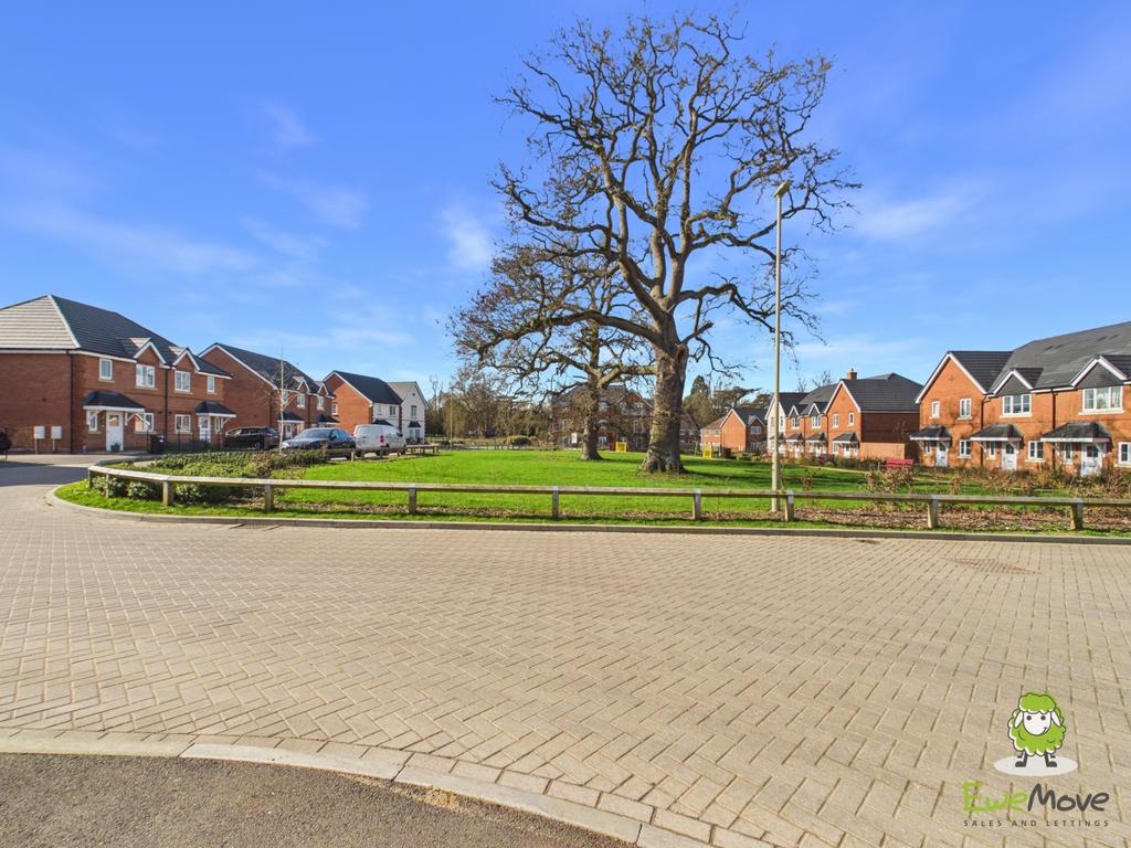 Ewe Move Estate Agents Basingstoke - Deanlands Road