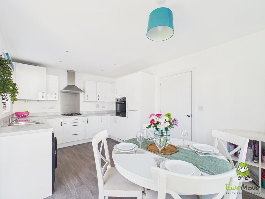 Ewe Move Estate Agents Basingstoke - Deanlands Road