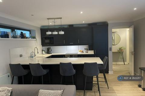 2 bedroom flat to rent, Herne Hill, London, SE24