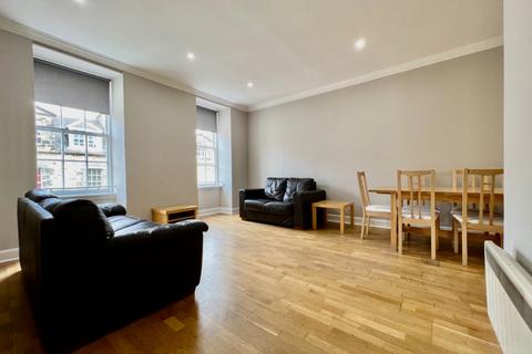 3 bedroom flat to rent, Blair Street, Old Town, Edinburgh, EH1