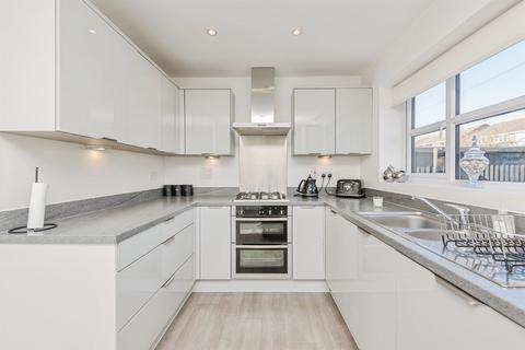 4 bedroom detached house for sale, Croft Close, Two Gates, Tamworth