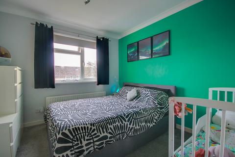 undefined, HAREFIELD! NO CHAIN! SOUTH FACING REAR GARDEN!