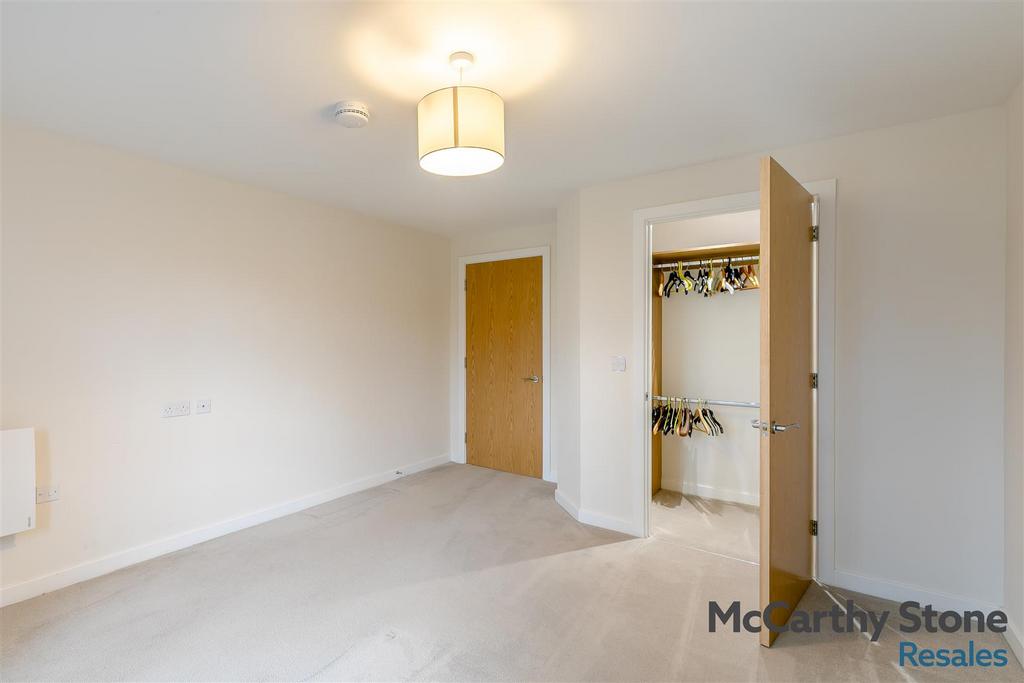 8681015-interior19.jpg