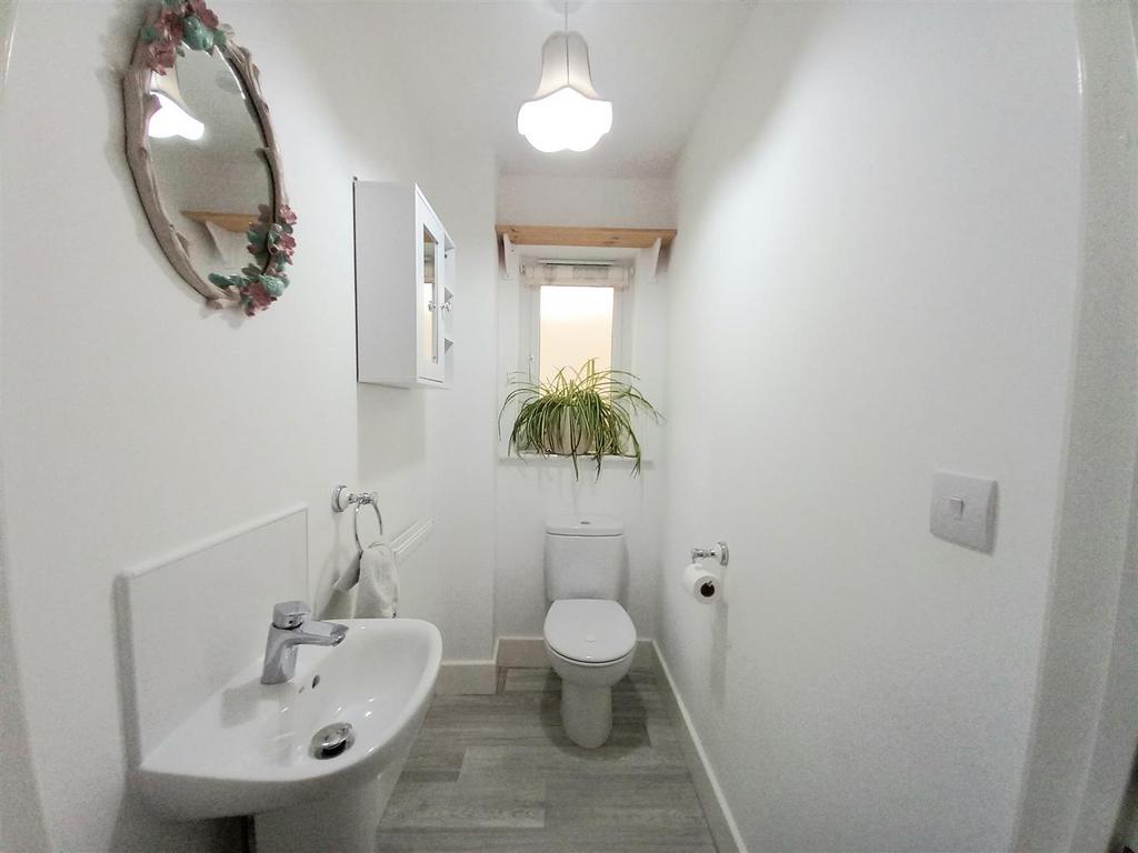 18 waterloo WC.jpg