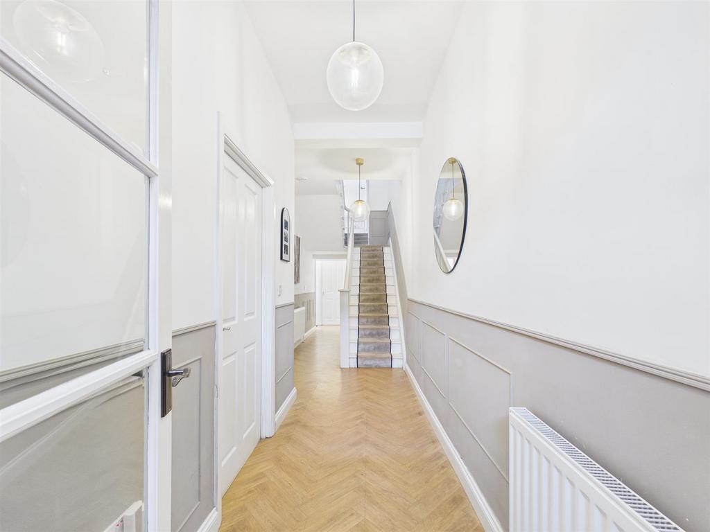 Hallway.jpg