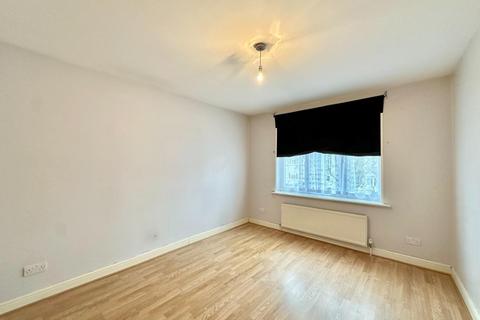 undefined, Kingshill Avenue, Northolt