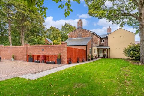 undefined, Woodhouse Lane, Priorslee, TF2