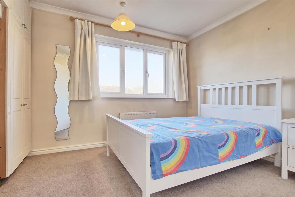 Bedroom 1.jpg