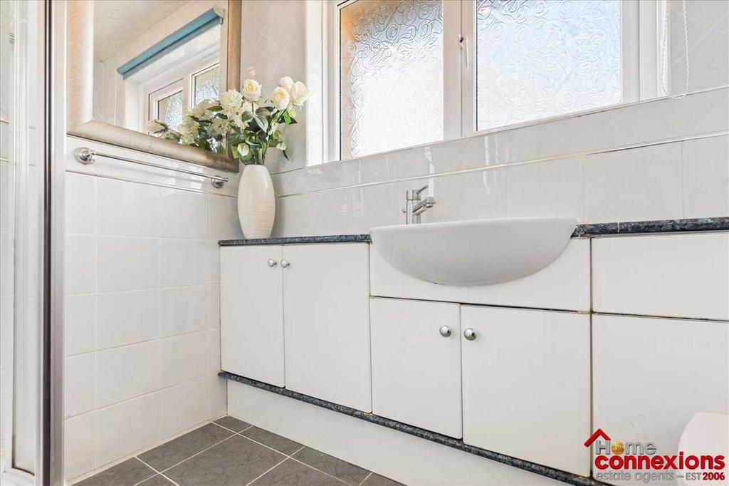 Shower Room (1)