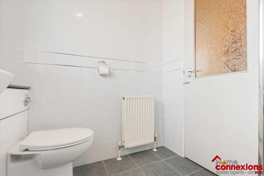 Shower Room (2)