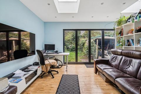 3 bedroom semi-detached house for sale, Coopers Row, Iver SL0
