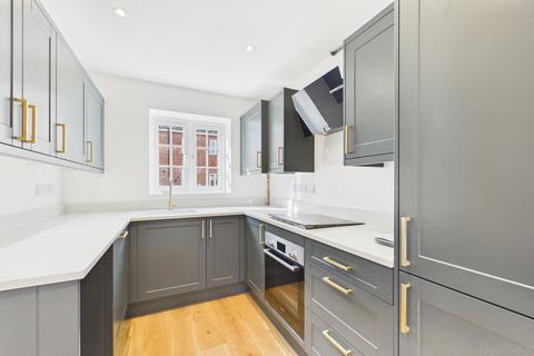 3 bedroom semi-detached house for sale, Abbots Gate, Bury St Edmunds, Suffolk