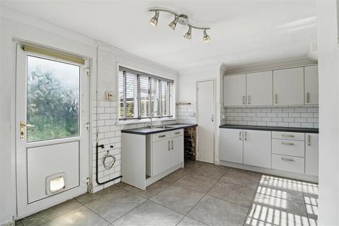 3 bedroom terraced house for sale, Hythe Crescent, Seaford