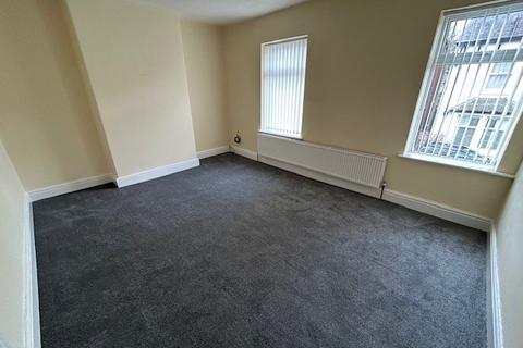 2 bedroom apartment to rent, Station Road, Poulton-le-Fylde, FY6