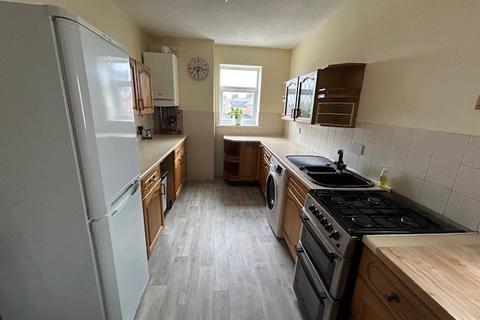 2 bedroom apartment to rent, Station Road, Poulton-le-Fylde, FY6