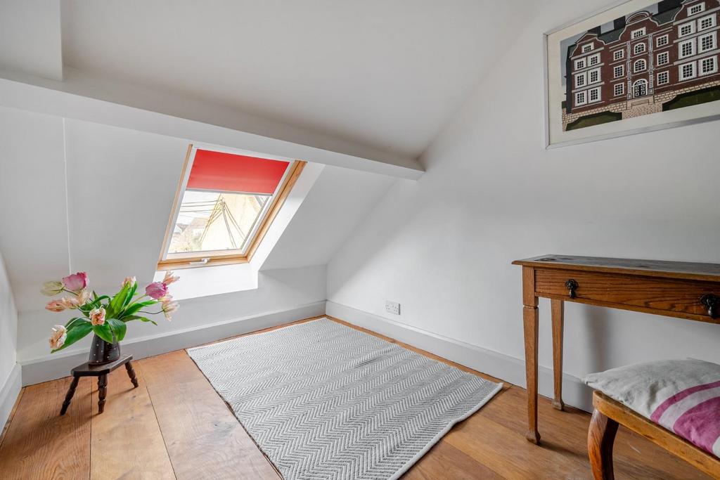 Second Floor Bedroom II.jpg