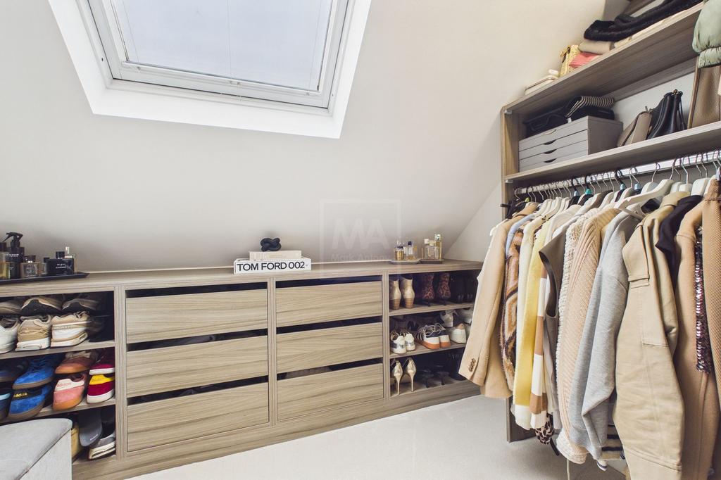 Walk In Wardrobe