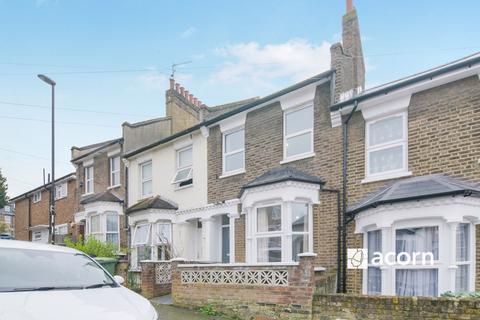 3 bedroom terraced house to rent, Harvard Road London SE13