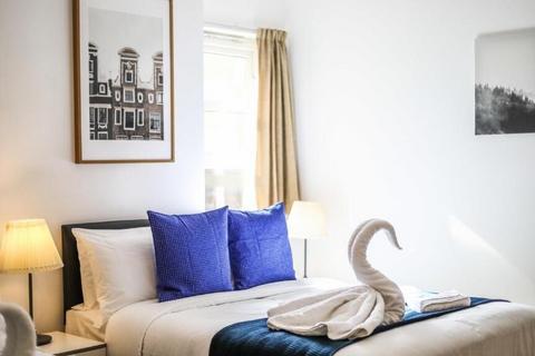 undefined, Albany Court, 18 Plumbers Row, London, E1