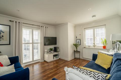 2 bedroom apartment for sale, Princess Avenue, Aldwick, Bognor Regis