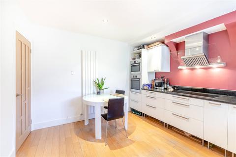undefined, Testard Road, Surrey GU2