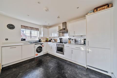 undefined, Foxglove Drive, Maidenhead