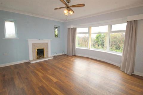 2 bedroom semi-detached house for sale, Singleton Avenue, Lytham St. Annes, Lancashire, FY8 3JT