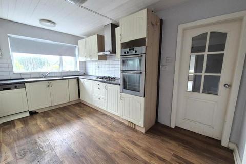 2 bedroom semi-detached house for sale, Singleton Avenue, Lytham St. Annes, Lancashire, FY8 3JT