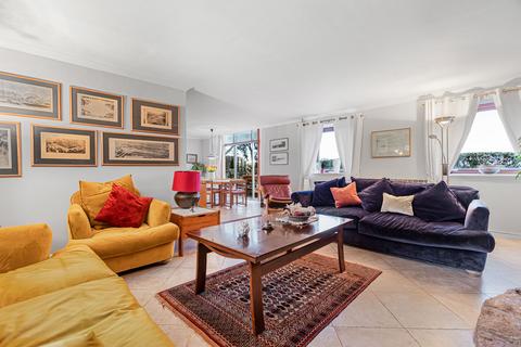 undefined, High Street, Hinton Waldrist, Faringdon, Oxfordshire, SN7