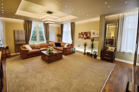 4 bedroom detached house for sale, Scarbrough Avenue, Skegness PE25