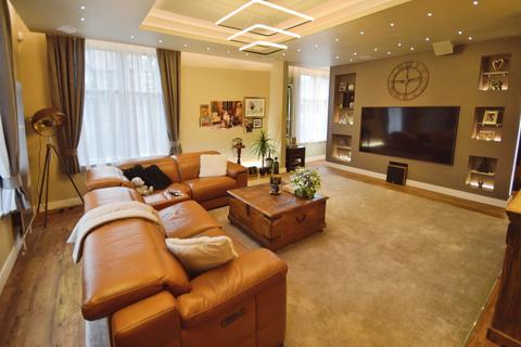 4 bedroom detached house for sale, Scarbrough Avenue, Skegness PE25
