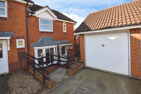 2 bedroom end of terrace house to rent, Victory Way, Sleaford, NG34