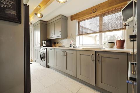 3 bedroom semi-detached house for sale, Barleyfields Road, Wetherby, West Yorkshire, LS22
