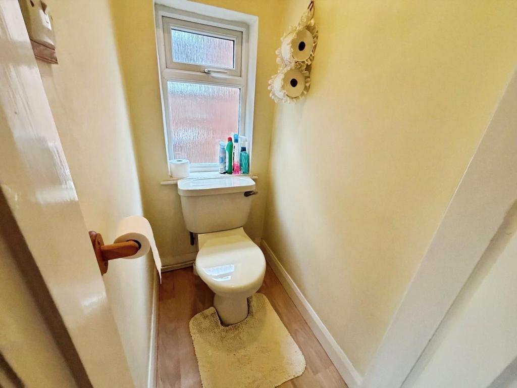 Separate WC